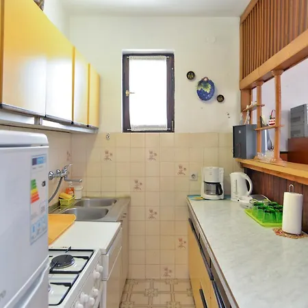 Ana 1684 Apartment
