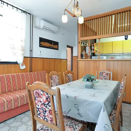 Apartamento Ana 1684 *