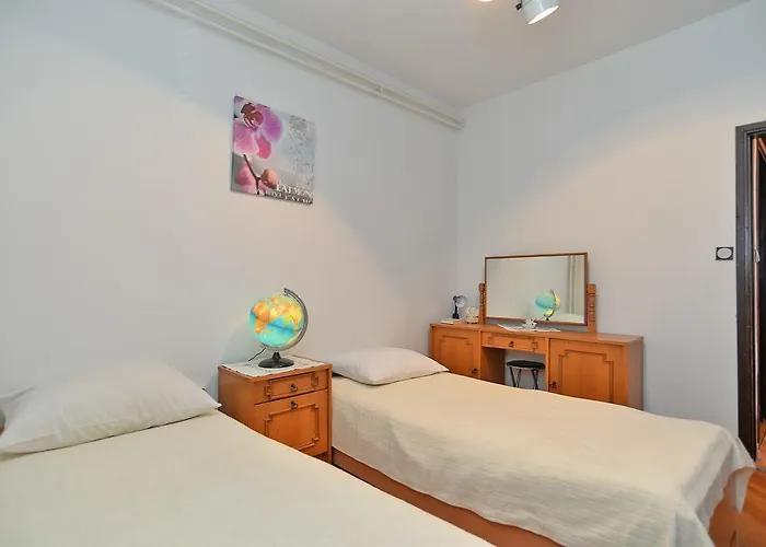 Apartman Ana 1684 *